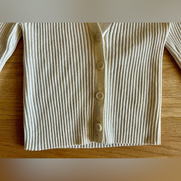 Aerie | Button Down Collar Ribbed Crop Sweater - Picture 5 of 10